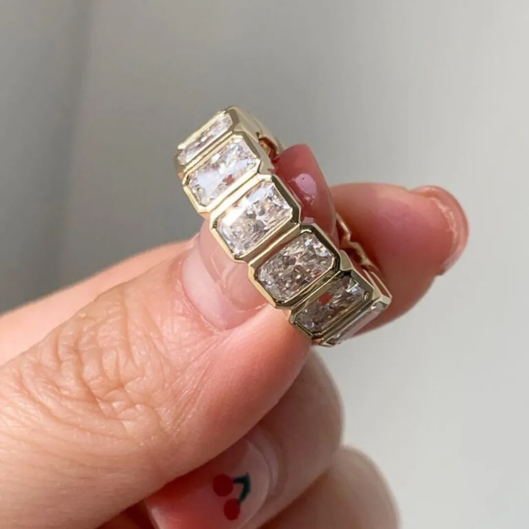 /public/photos/live/Radiant Cut Full Eternity Woman Engagement Ring 516 (2).webp